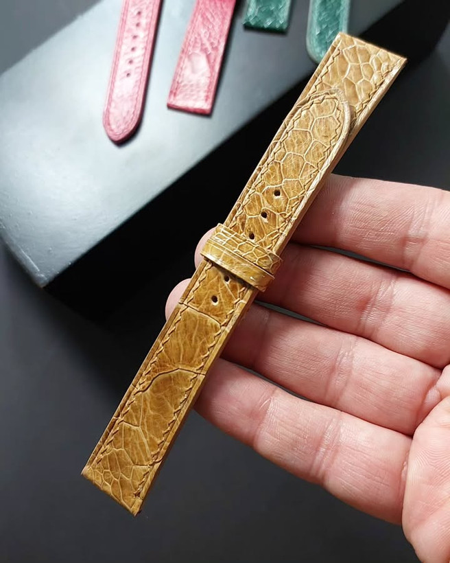 بند ساعت چرمی مدل کلاسیک