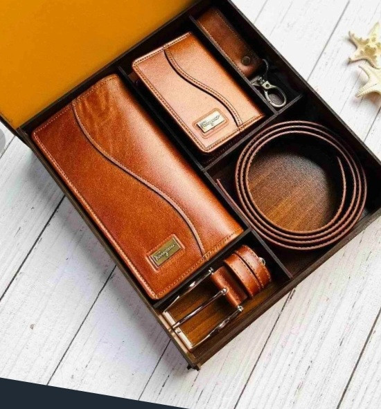 پک کادویی چند تیکه چرمی
