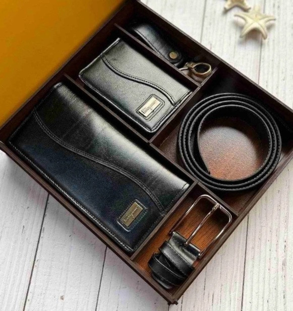 پک کادویی چند تیکه چرمی